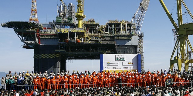 Operai di una piattaforma Petrobras