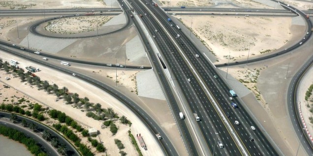 L’Arabia Saudita fra crisi e sviluppo Autostrade fuori Dubai