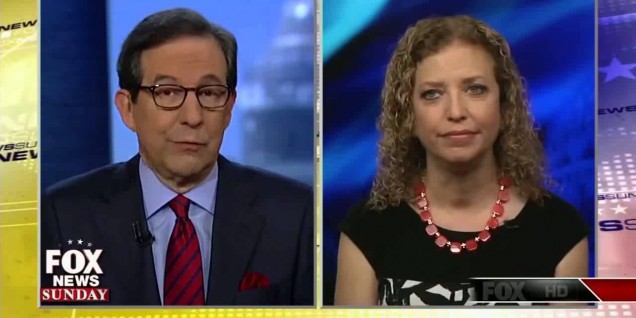 La Russia ancora al centro della campagna elettorale Debbie Wasserman Schultz