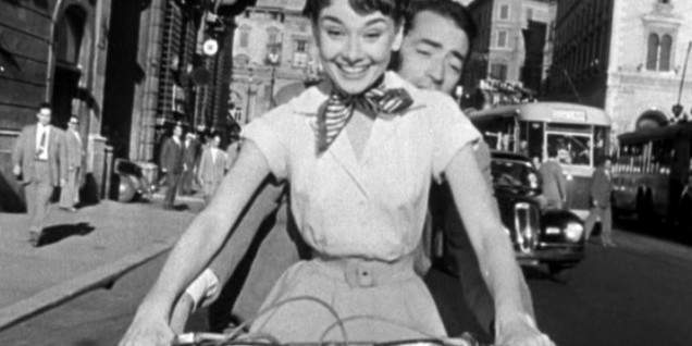 Vespa Audrey_Hepburn_and_Gregory_Peck_on_Vespa_in_Roman_Holiday_trailer