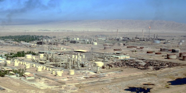 Il petrolio iracheno a rischio 050721-A-6108G-341