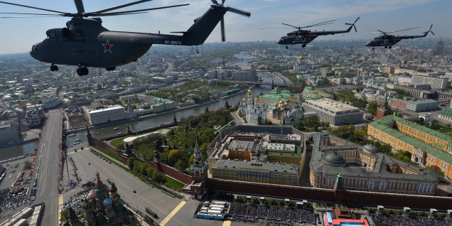 Helicopters_over_Red_Square