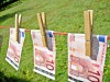 Riciclaggio e attività criminali: intervista a Maureen Mutua Euro