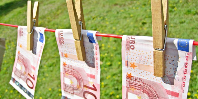 Riciclaggio e attività criminali: intervista a Maureen Mutua Euro