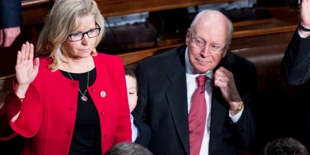 La figlia di Cheney contro Trump in politica estera Liz Cheney